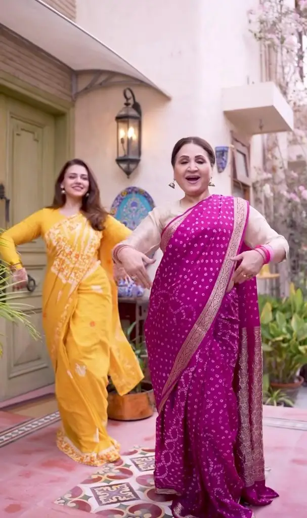 Zara Noor Abbas & Asma Abbas’s Classical Dance Performance Gets Praise