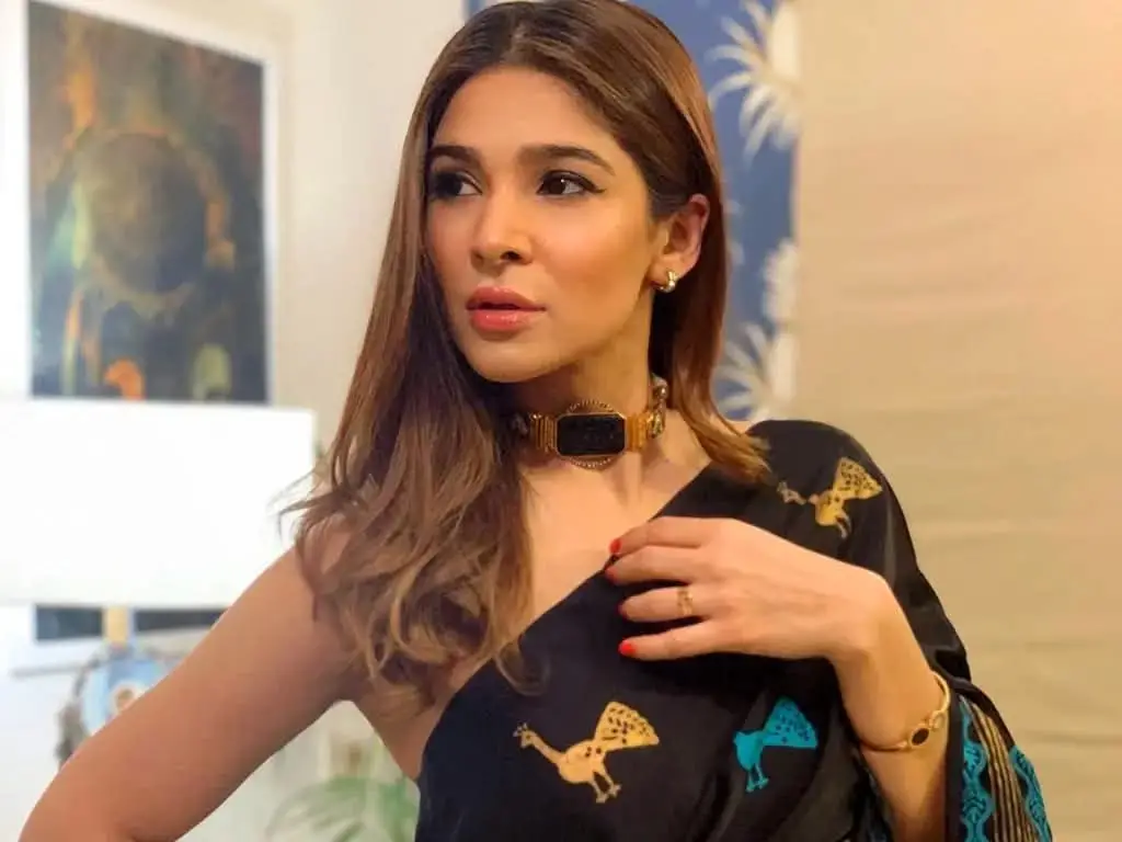 Dananeer Mobeen Set To Make Her Film Debut