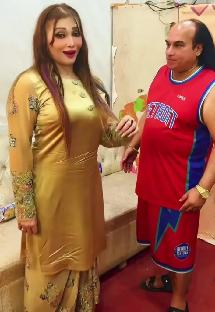 Chahat Fateh Ali & Khushboo’s Indecent Video Heavily Criticized