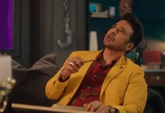 Faysal Quraishi Shines in Complex Role in Behroopia