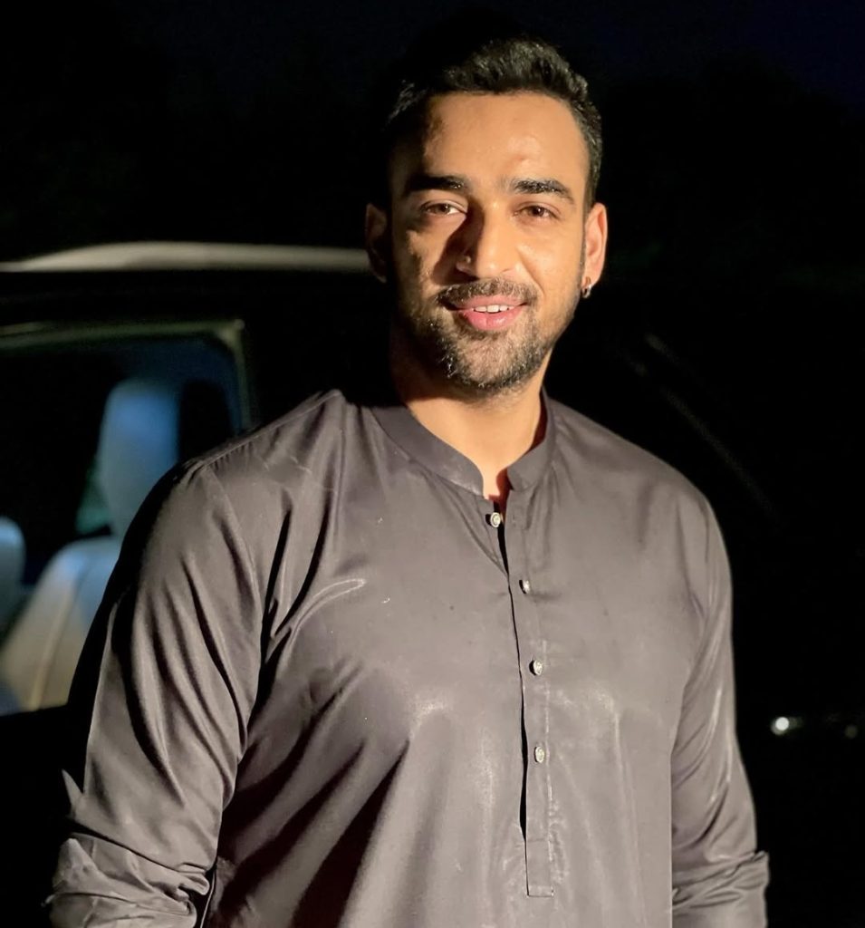 Doosra Chehra Cast, Schedule and Timings