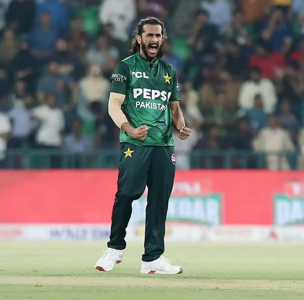 Hassan Ali Pictures With Wife After Winning Recent T20 Matches
