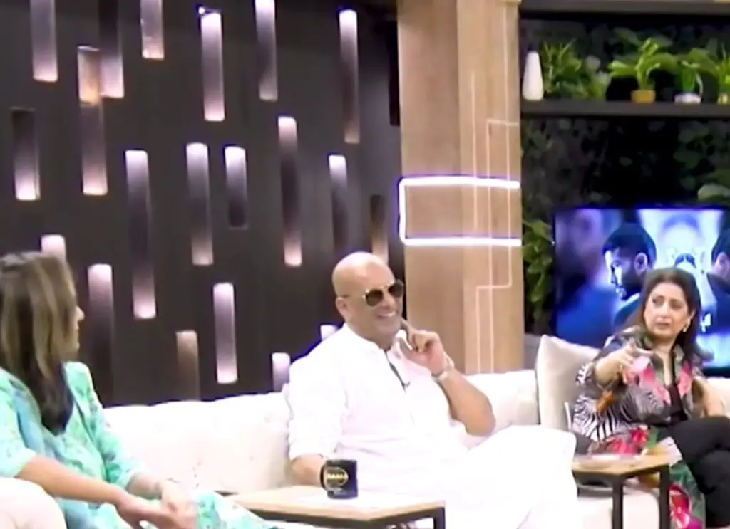 Pakistani TV Critics Face Backlash for Criticizing Humraaz