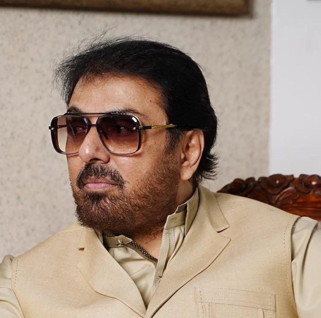 Nauman Ijaz Faces Criticism for Comparing iPhone with Qurbani