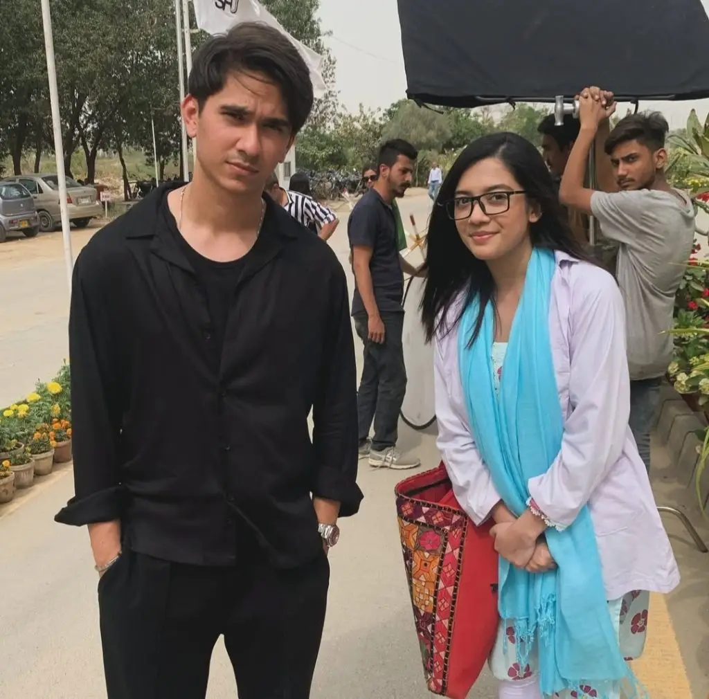Drama Serial Parwarish BTS Pictures
