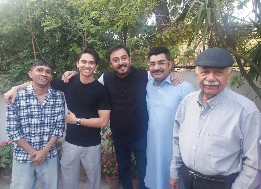 Drama Serial Parwarish BTS Pictures