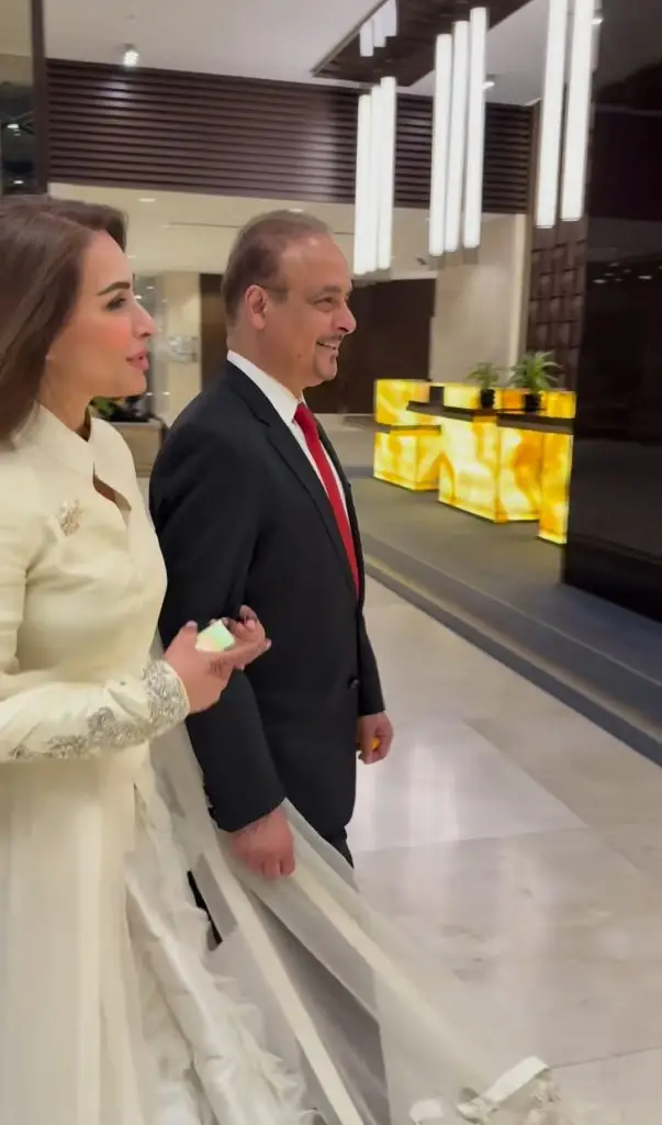 Reema Khan Attends Wedding in Turkey with Husband