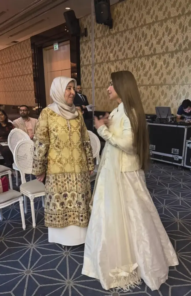 Reema Khan Attends Wedding in Turkey with Husband