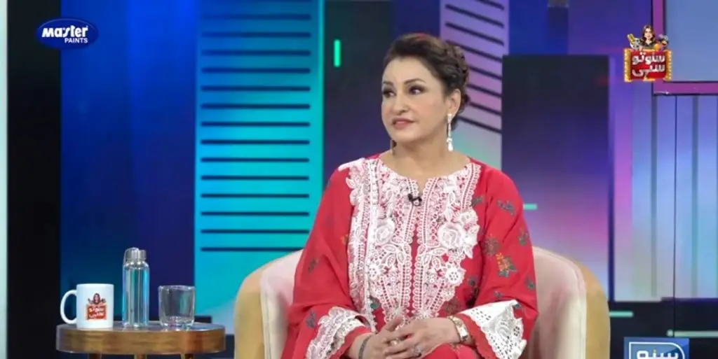 Alizeh Shah Denies Plastic Surgery Rumors