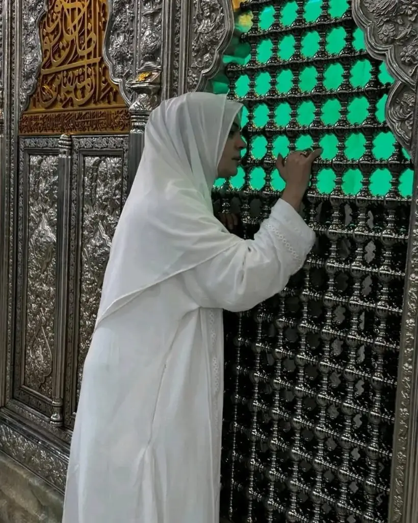 Sadia Imam Shares Pictures from Karbala, Iraq