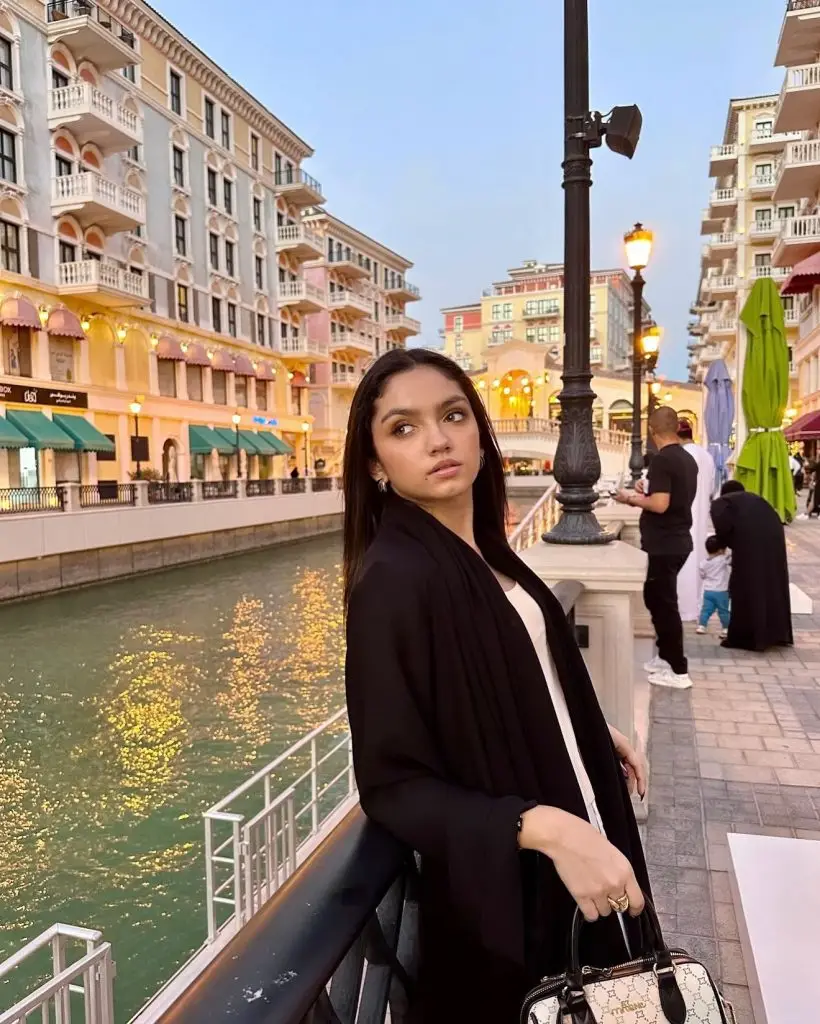 Aina Asif – The New Rising Star Of Pakistani Drama Industry