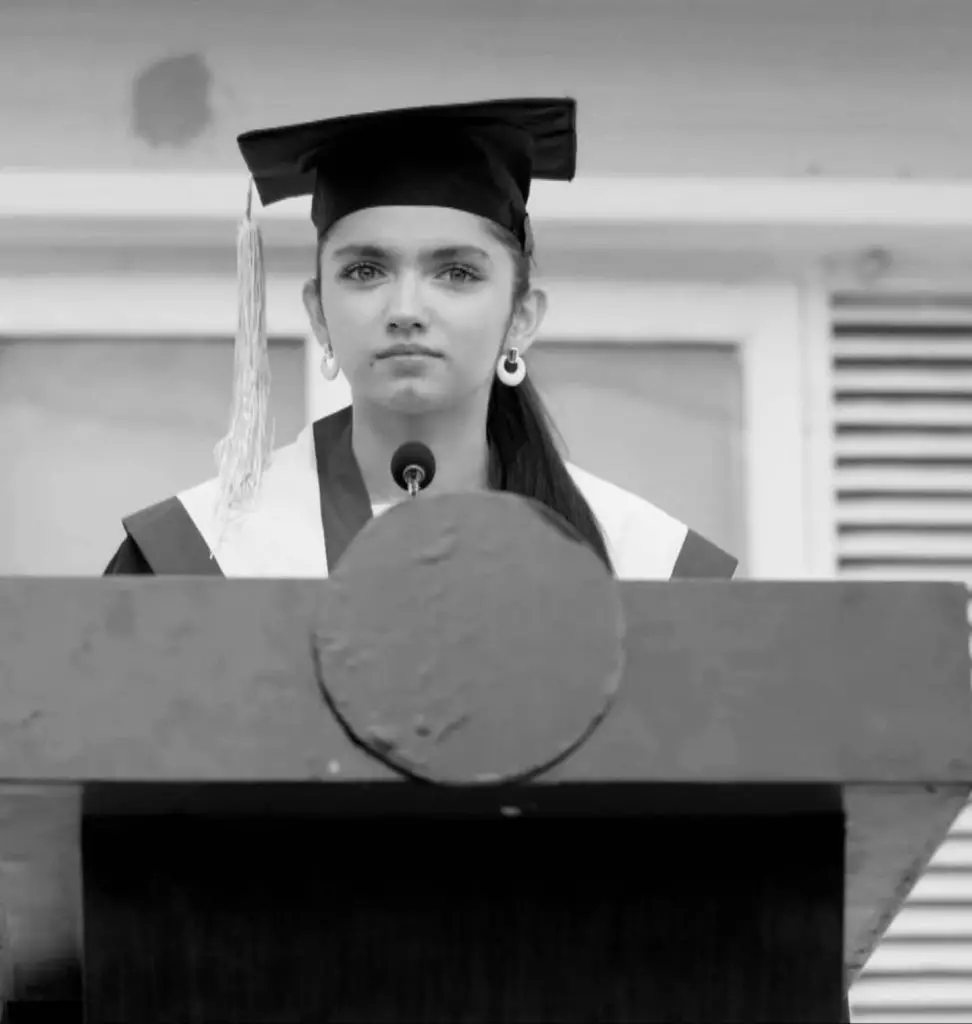 Aina Asif – The New Rising Star Of Pakistani Drama Industry