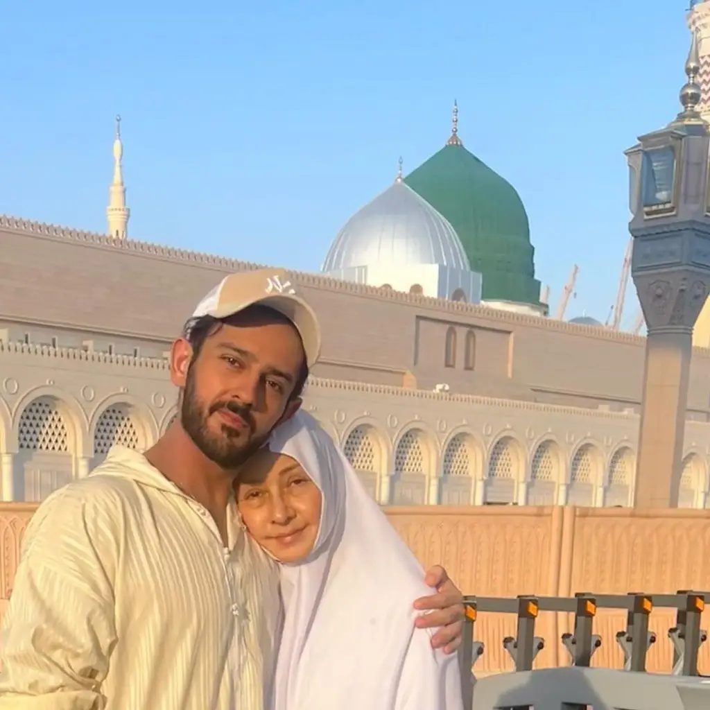 Azaan Sami Khan’s Heartfelt Tribute For Mother Zeba Bakhtiar
