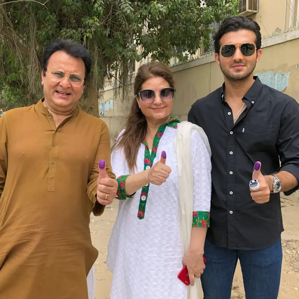 Doosra Chehra Cast, Schedule and Timings
