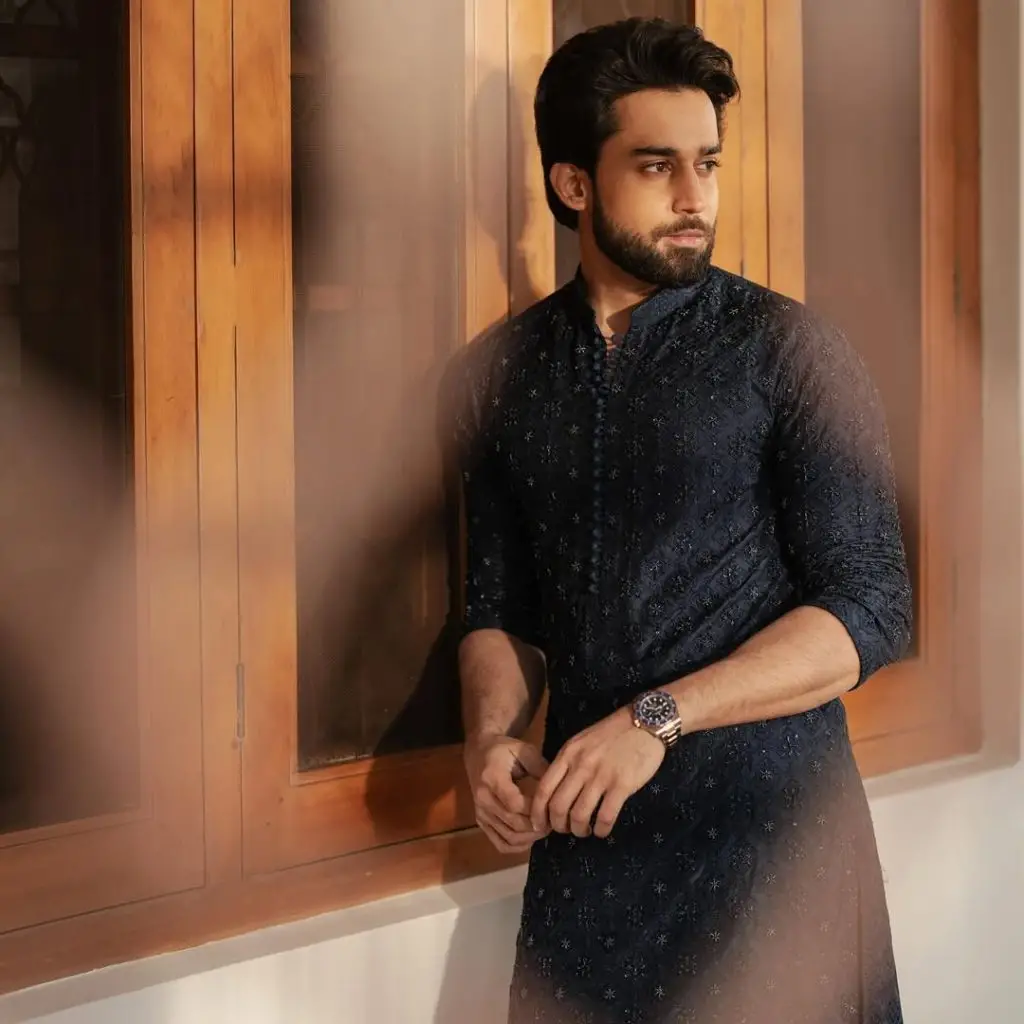 Pakistani Stars Who Stood Up Strongly For Their Country