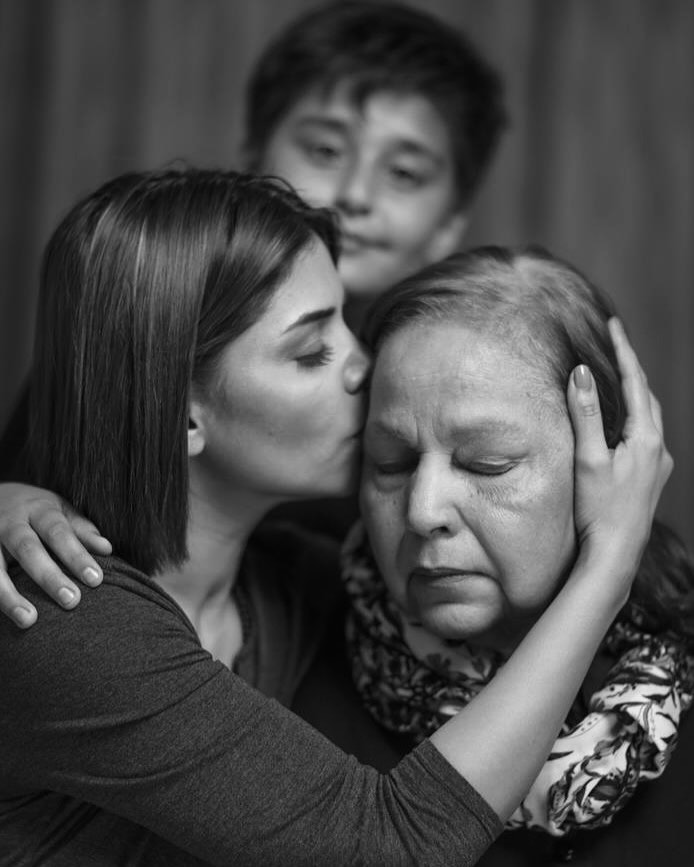 Hadiqa Kiani Remembers Late Mother On Mother’s Day