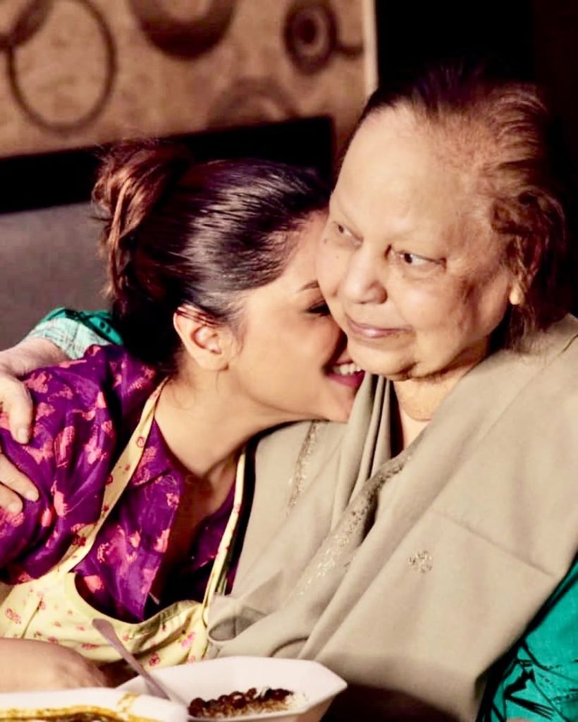 Hadiqa Kiani Remembers Late Mother On Mother’s Day