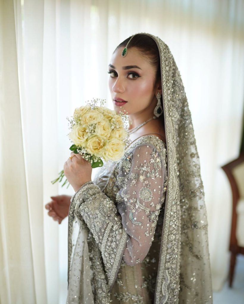 Hina Tariq Reveals She Is Papa’s Princess