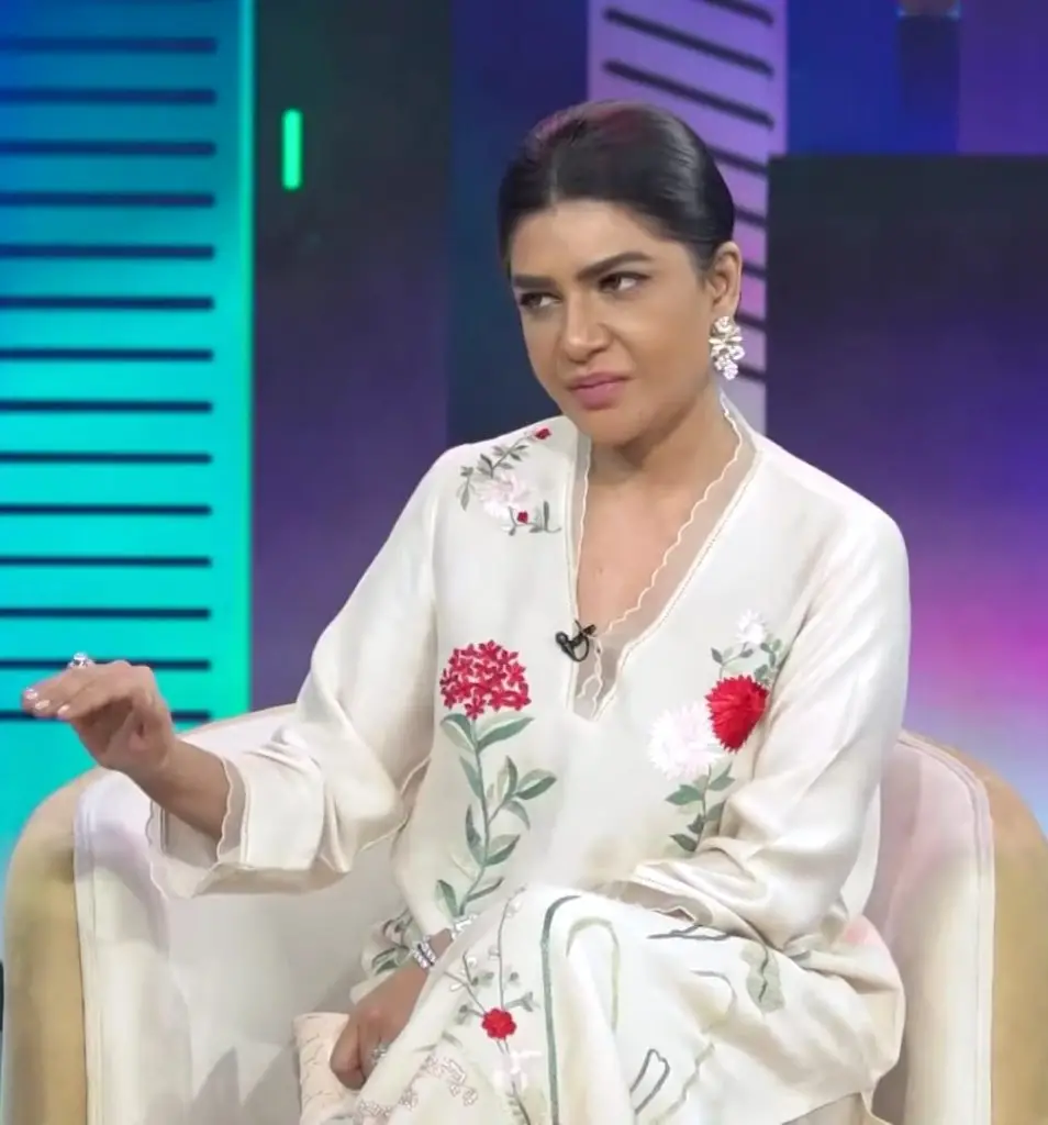 Iffat Omar Has An Advice For Fahad Mustafa