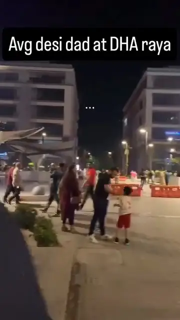 Iqra Aziz & Public Calls Out Parent For Publicly Slapping His Child