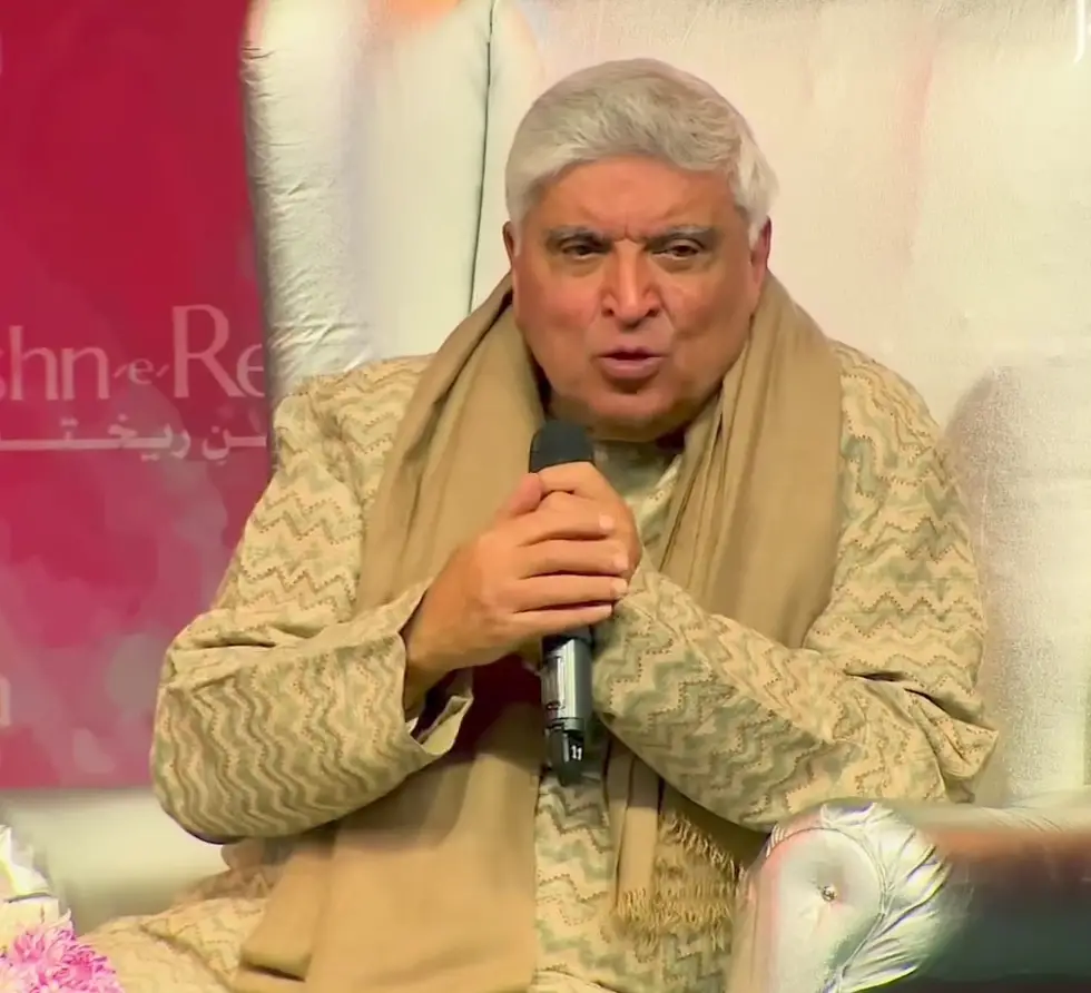 Bushra Ansari Gives a Befitting Reply to Javed Akhtar