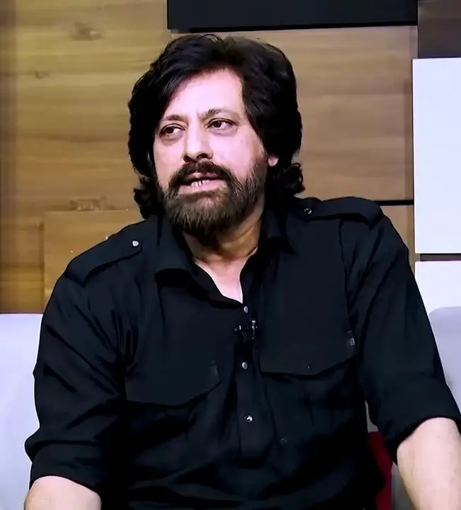 Jawad Ahmed Gets Emotional Remembering His Late Parents