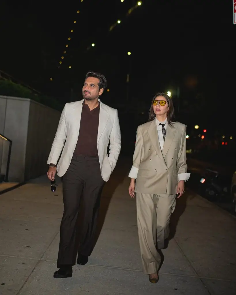 Love Guru Promotions : Humayun Saeed Shouts At Misbehaving Crowd