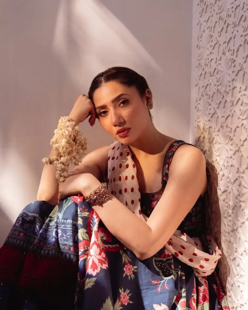 Onijah Robinson Joins Mahira Khan For Love Guru Promotions