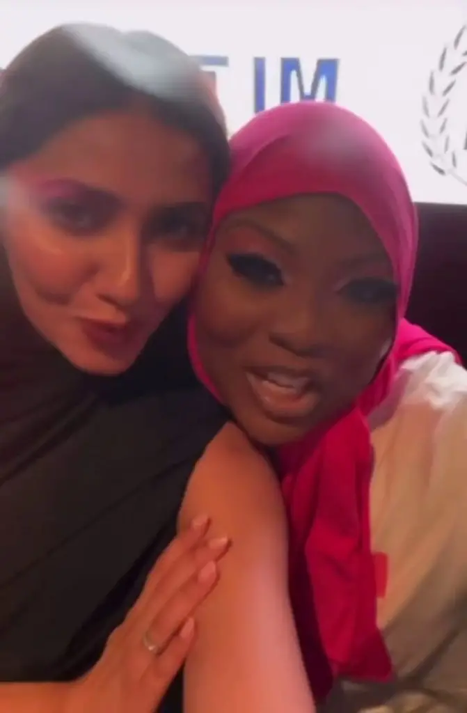 Onijah Robinson Joins Mahira Khan For Love Guru Promotions