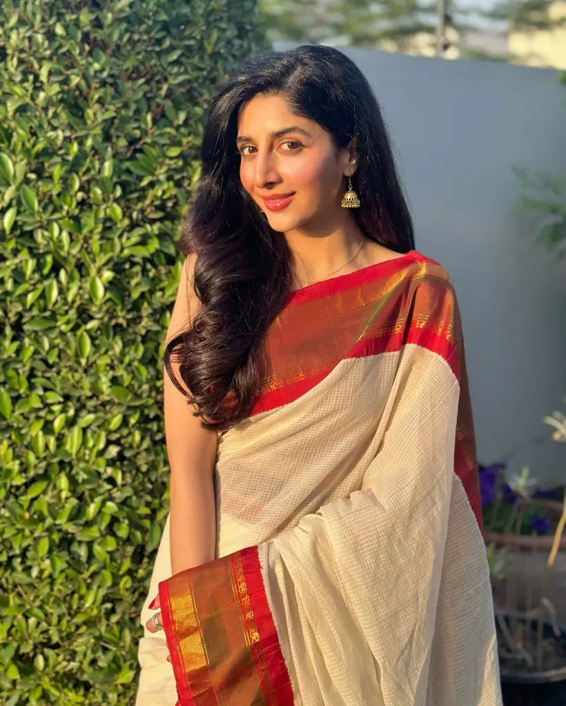 Mawra Hocane Removed From Sanam Teri Kasam Poster
