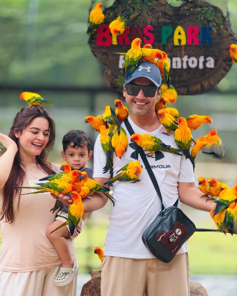Minal Khan Sri Lanka Trip Pictures