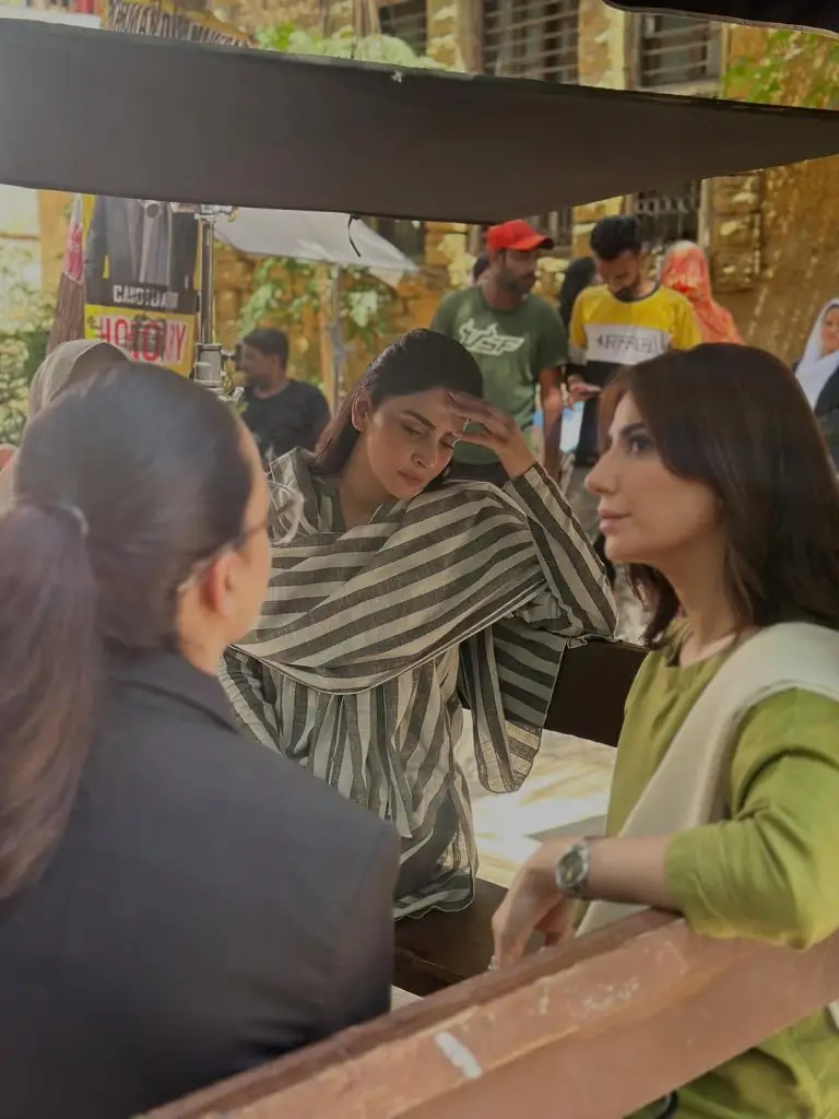 Saba Qamar Shares Star-Studded Pictures From Case No 9 Set