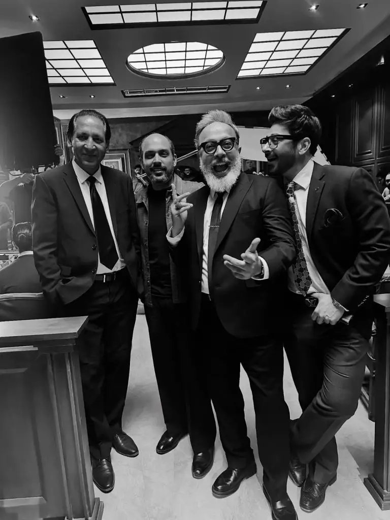 Saba Qamar Shares Star-Studded Pictures From Case No 9 Set