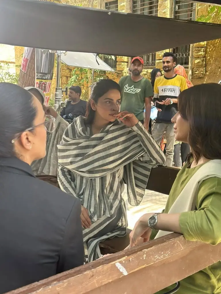 Saba Qamar Shares Star-Studded Pictures From Case No 9 Set