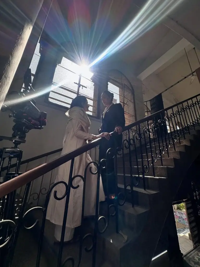 Saba Qamar Shares Star-Studded Pictures From Case No 9 Set