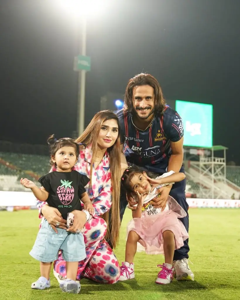 Samiya Hassan Ali’s Latst Beautiful Family Clicks From PSL