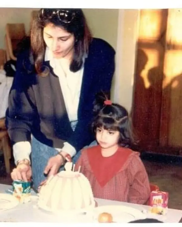 Sanam Saeed Announces Pregnancy With Memorable Pictures