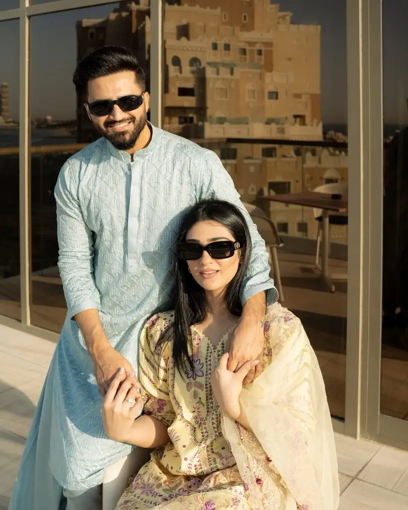 Sarah Khan Cute Pregnancy Announcement By Daughter Alyana