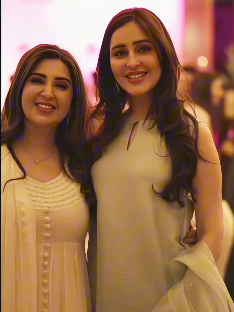 Celebrities Spotted at a Star Studded Dinner in Islamabad