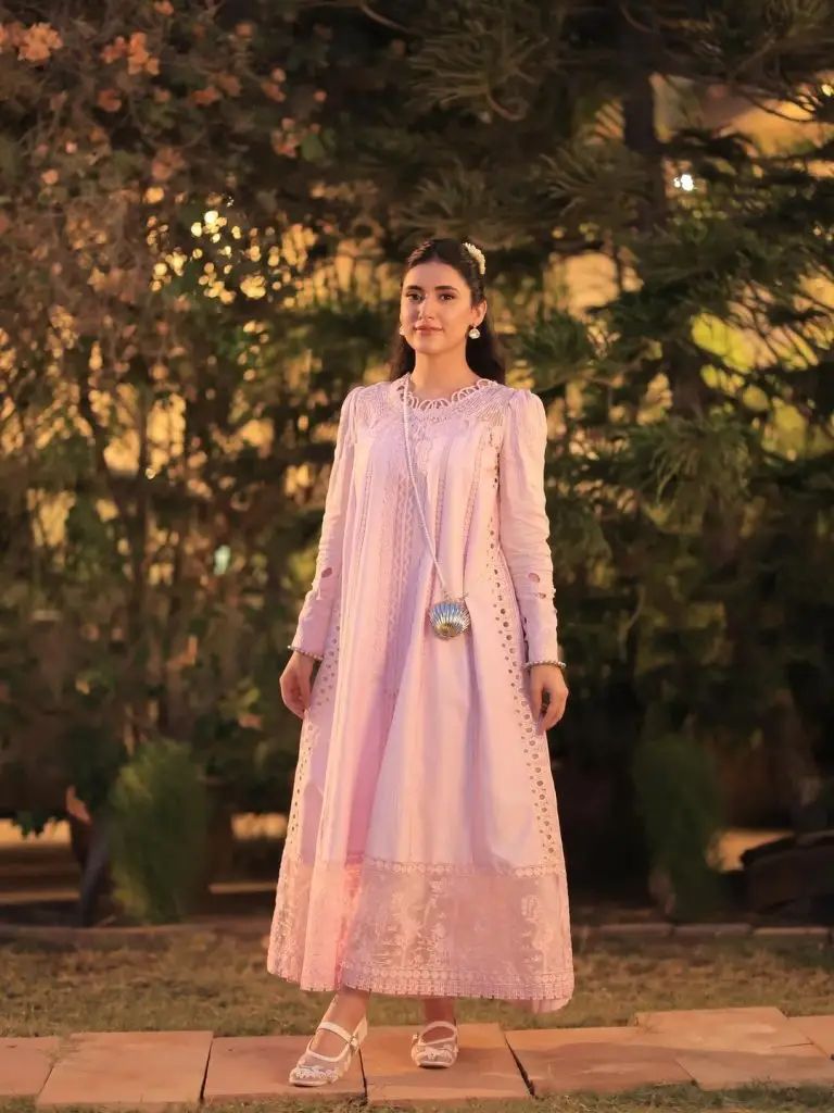 Pakistani Celebrities’ Pictures from Eid Ul Azha Day 3