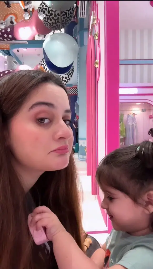 Aiman Khan Shares Adorable Pictures & Reel from Dubai
