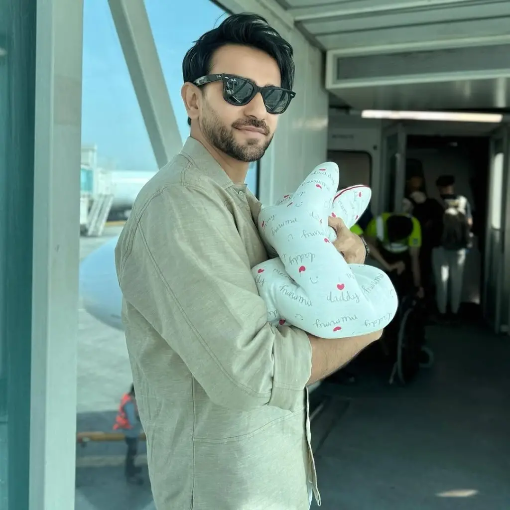 Saboor Aly & Ali Ansari’s Emotional Father’s Day Wish As Parents