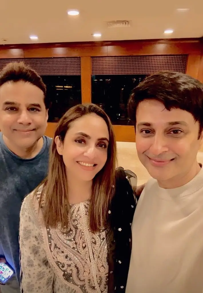 Celebrities Spotted at a Star Studded Dinner in Islamabad