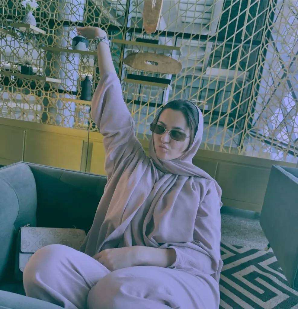 Hania Aamir’s Modelling After Hajj Ignites Severe Public Backlash