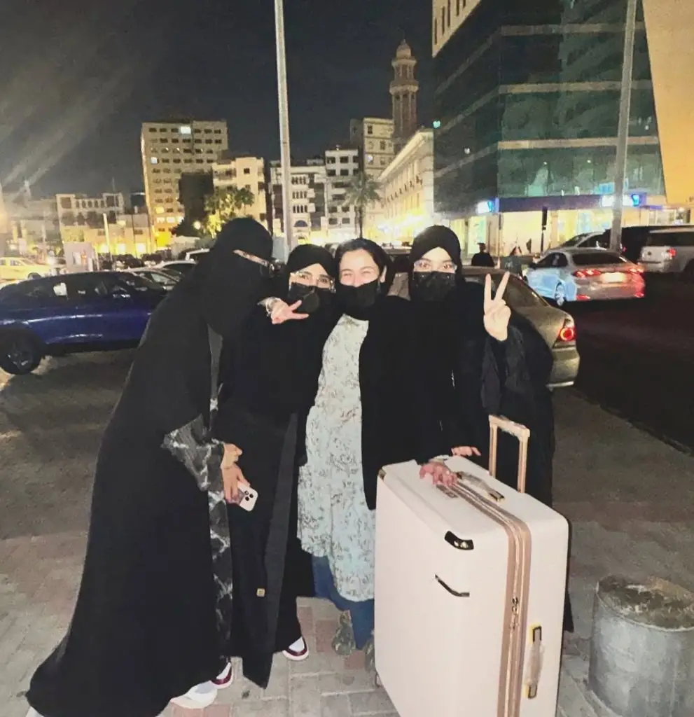 Hania Aamir’s Modelling After Hajj Ignites Severe Public Backlash