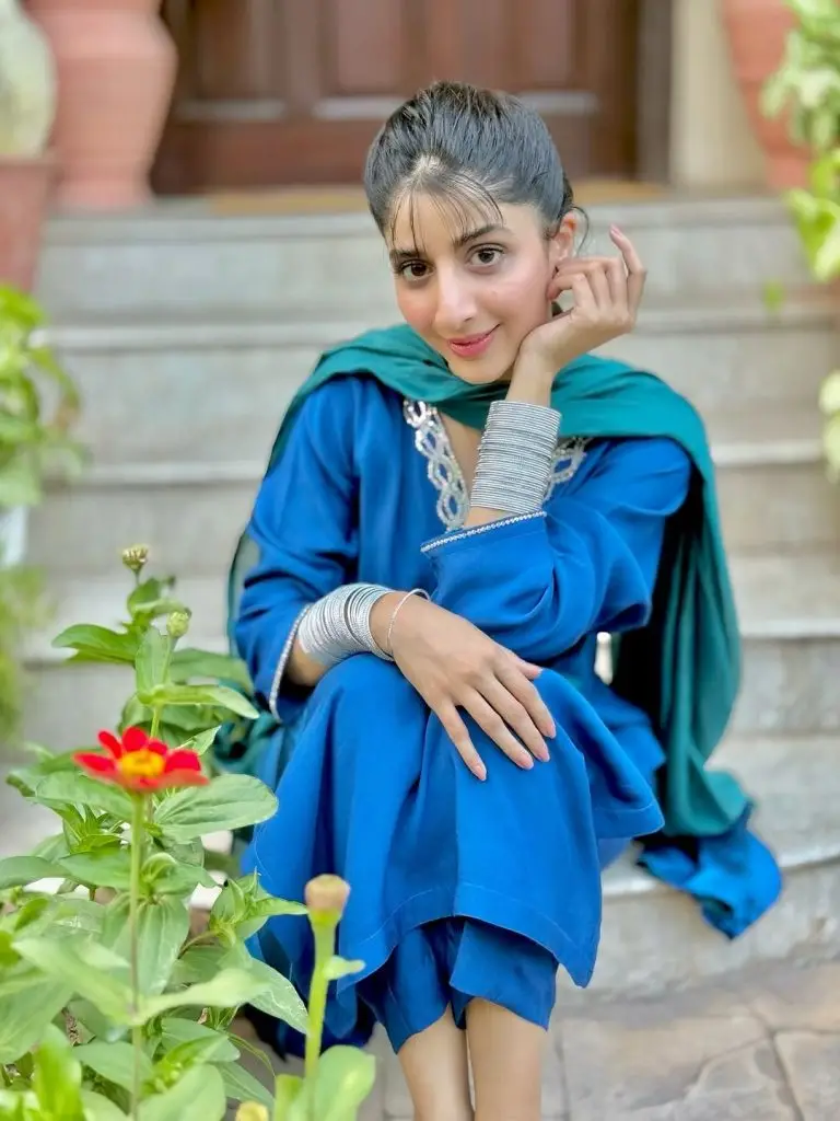Mawra Hocane’s Beautiful Photoshoot with Her Qurbani