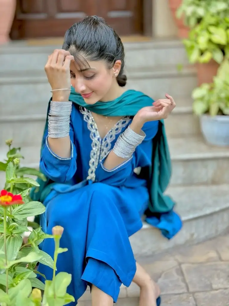 Mawra Hocane’s Beautiful Photoshoot with Her Qurbani
