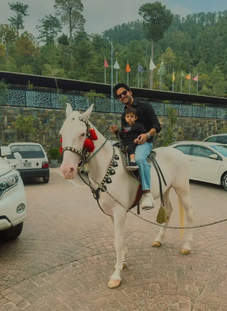 Minal Khan Shares Pictures from Skardu