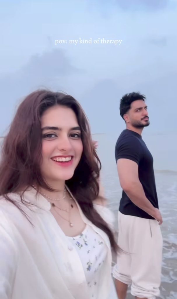 Omer Shahzad’s Adorable Moments with Wife from Beach