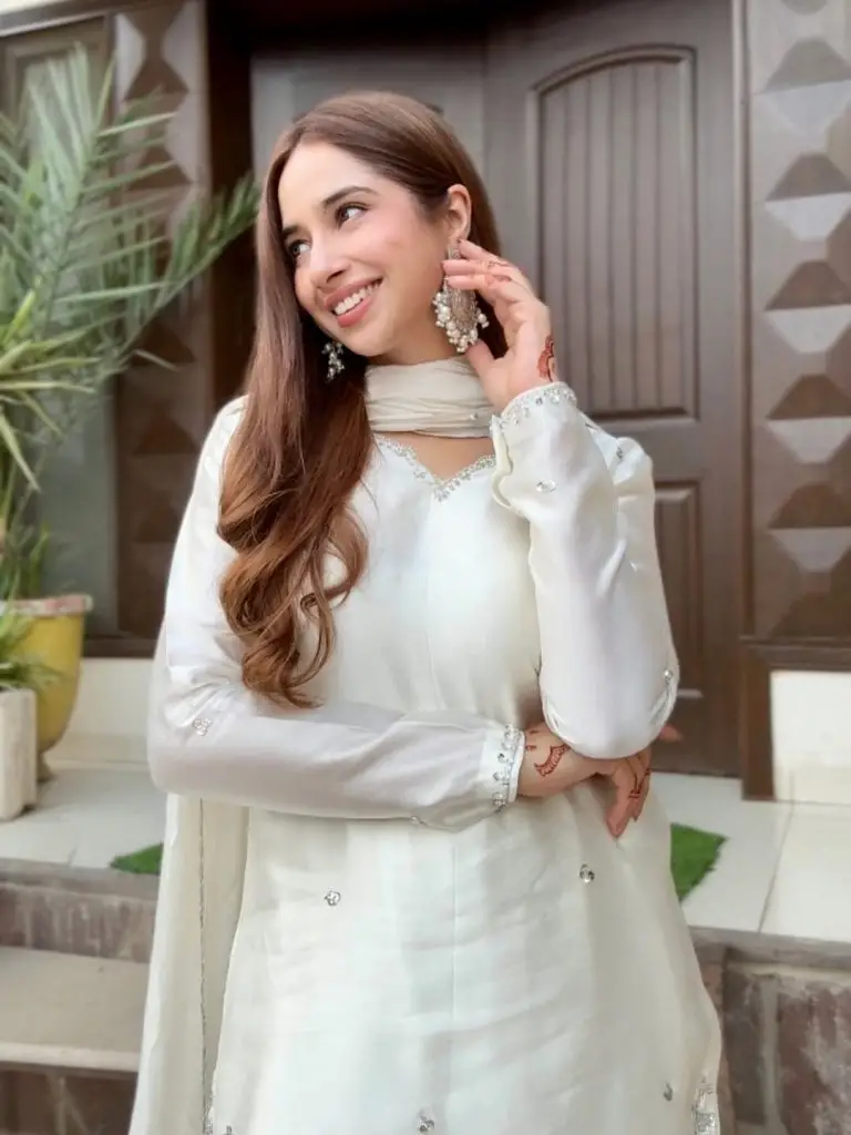 Pakistani Celebrities Evening Looks from Eid Ul Adha Day 1